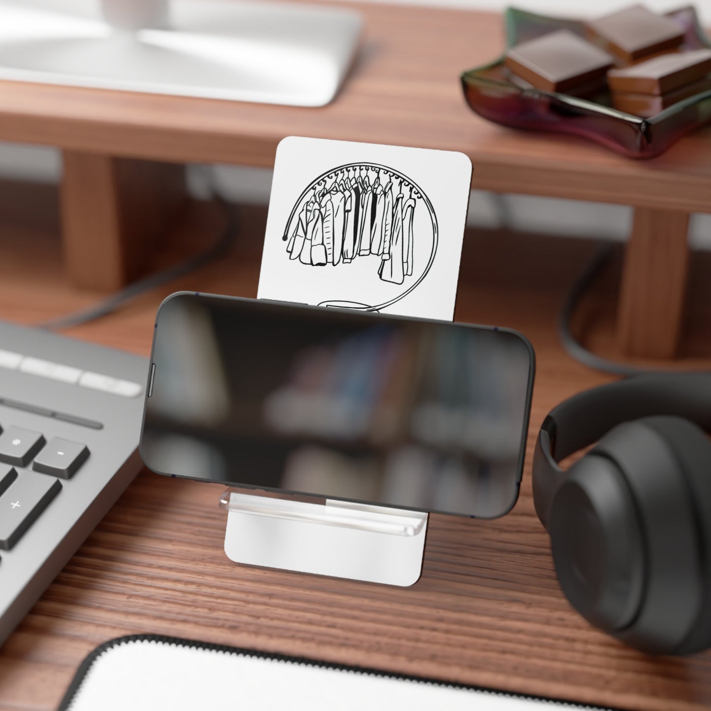 Eco-Friendly Smartphone Display Stand